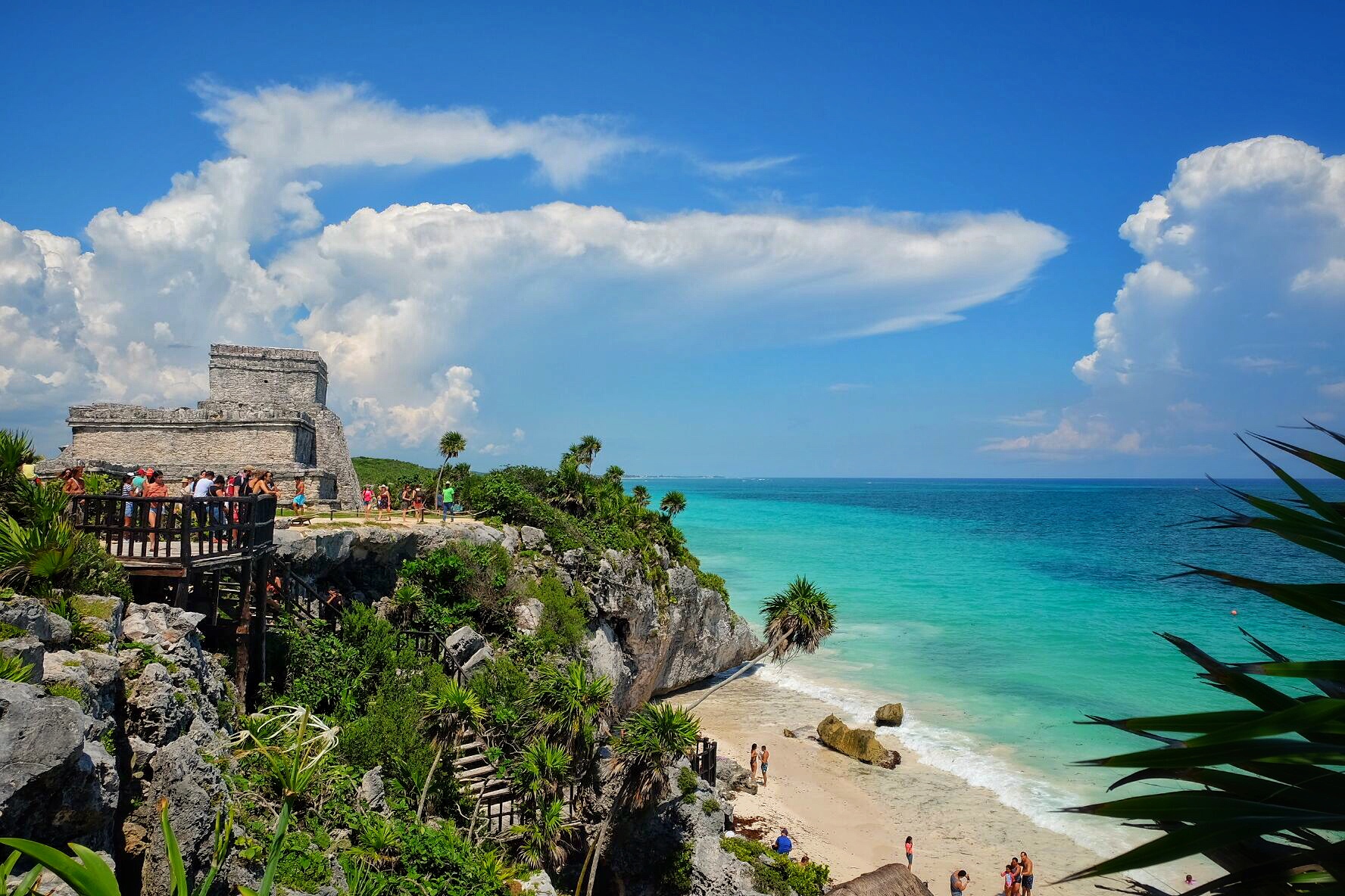 Zinderende hitte, mayatempels en schildpadden